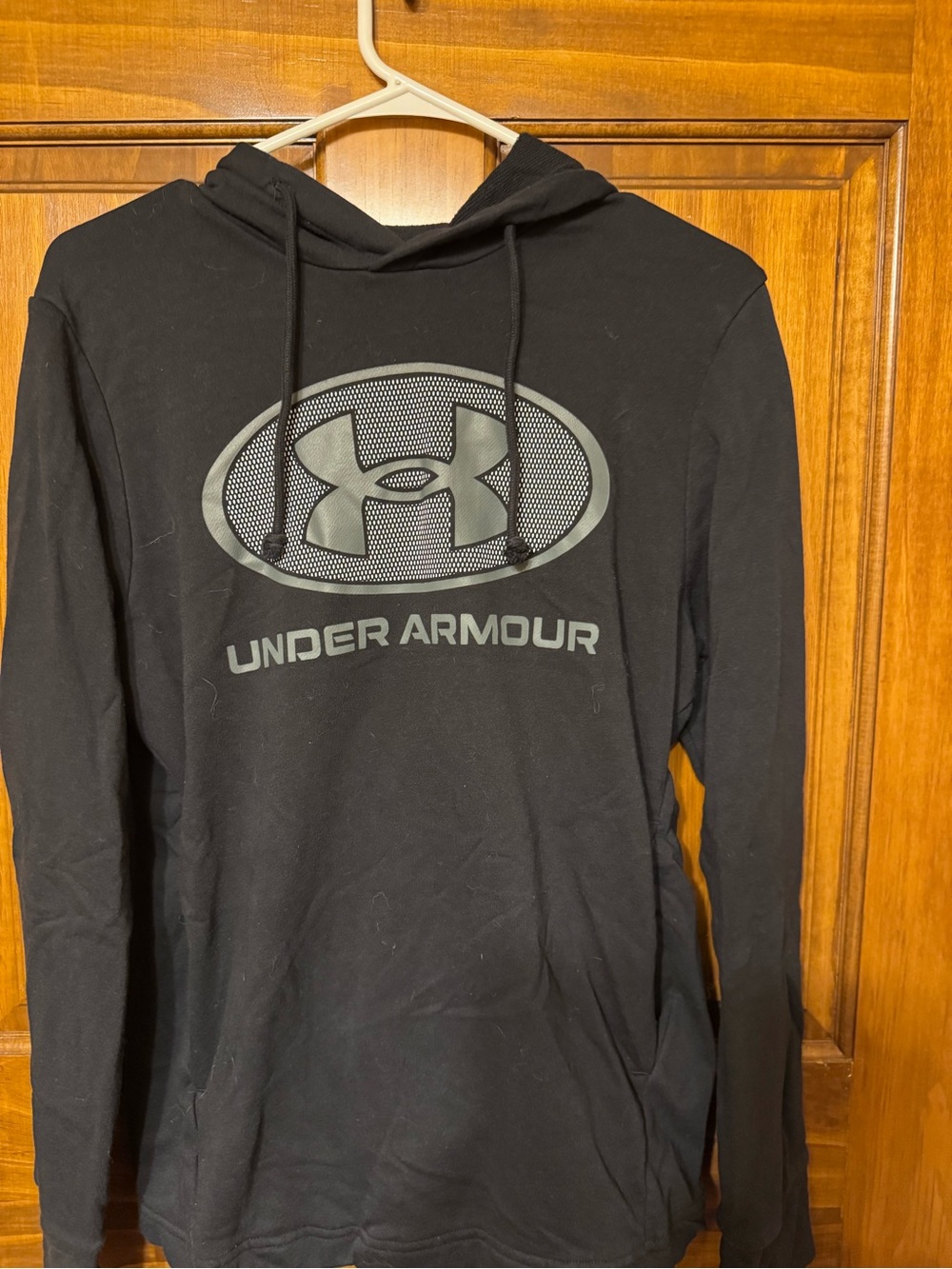 Under Armour Men’s Black Logo Hoodie